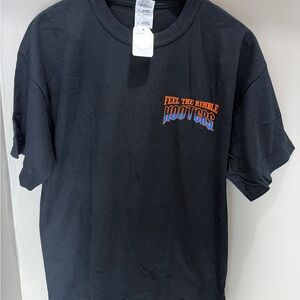 Vintage Hooters Shirt